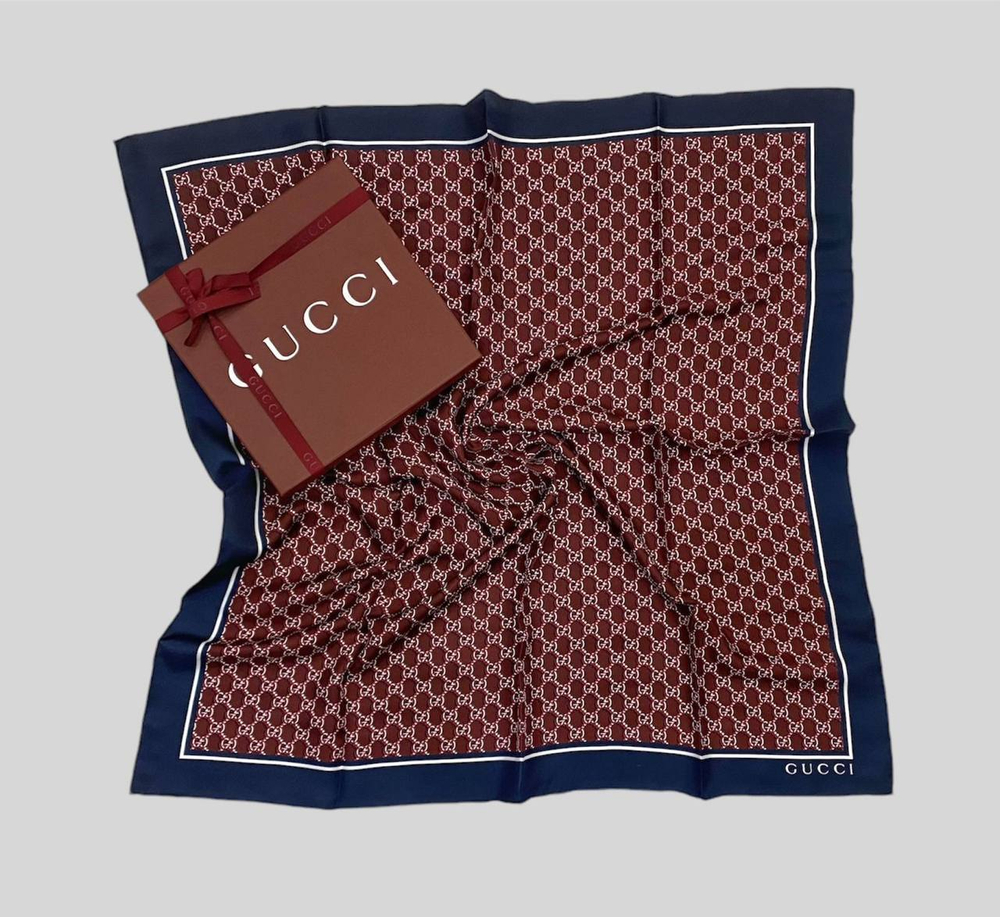 Платок Gucci