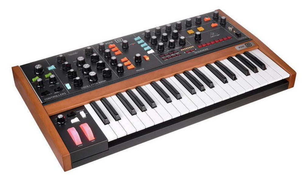 Behringer Poly D