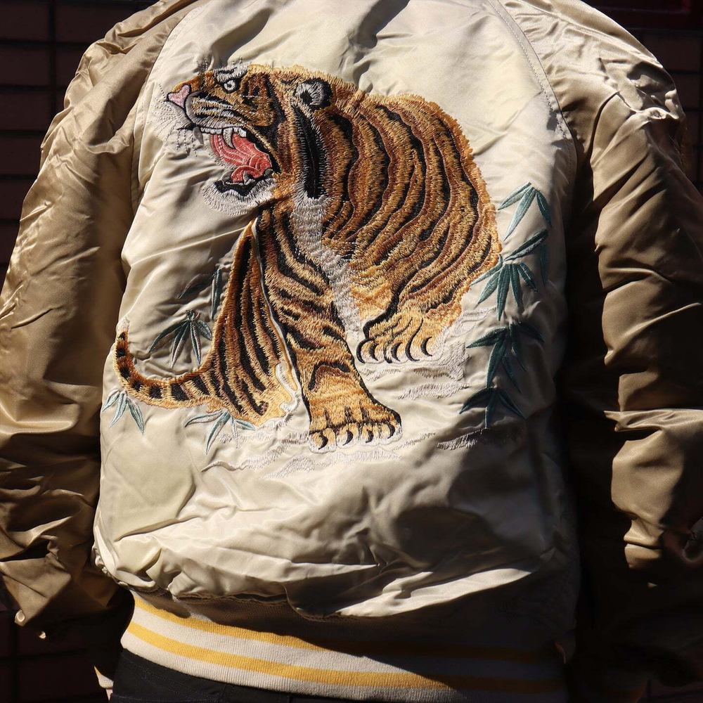 Куртка бомбер Alpha MA-1 Souvenir Tiger Flight Jacket