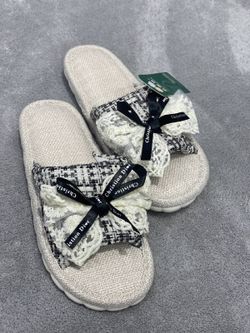 Домашние тапочки Лен