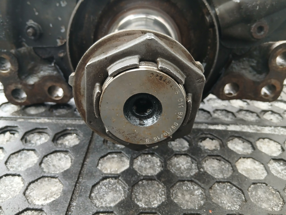 Балка передняя в сборе