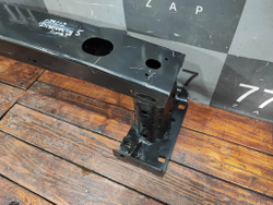 Усилитель передний LR Discovery 5 Новый Оригинал LR080004