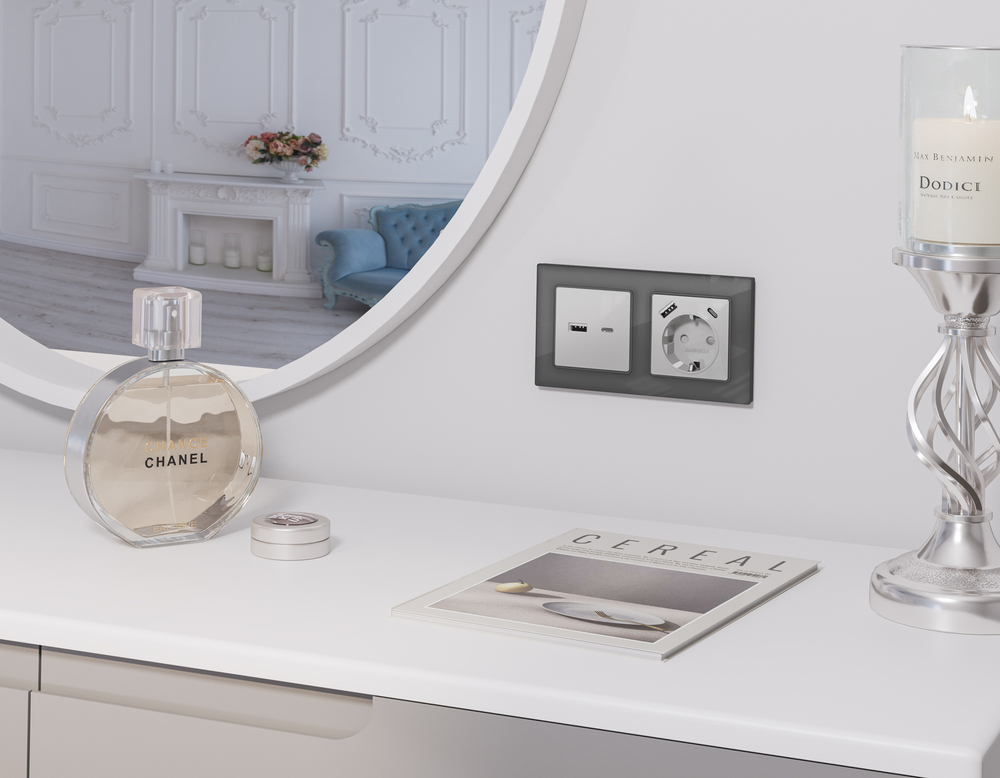 MA411010 Комплект механизма розетки ALFA Серебро глянец 2USB A+C 20W (быстрая зарядка) QUANT (AP4110, VM177)