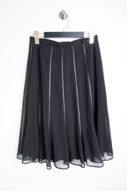 Юбка для практичного стиля, визуально на 46 размер