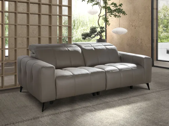 3-местный диван с реклайнером из серой кожи модель 6210