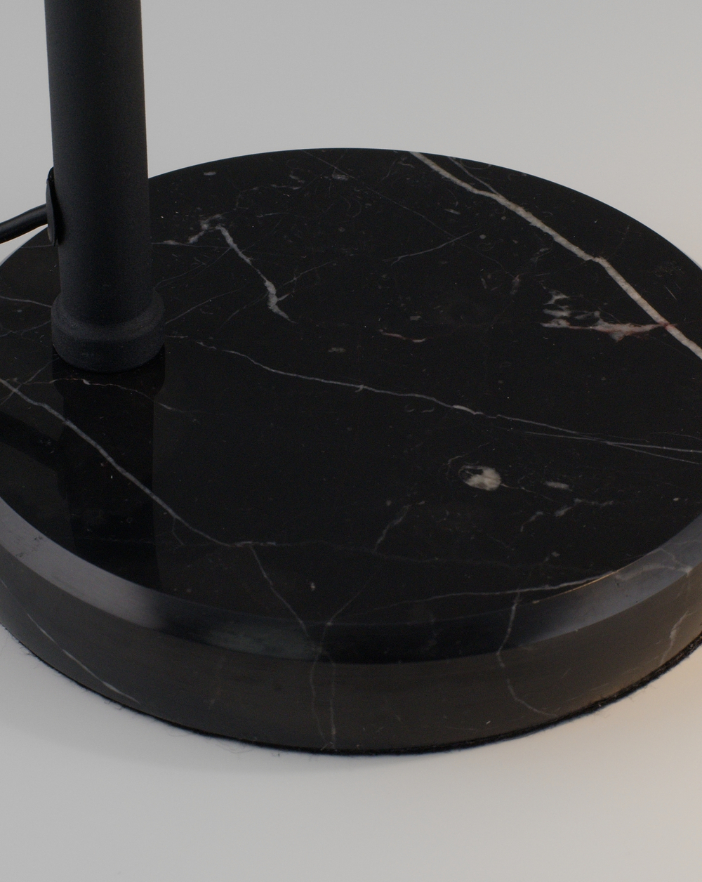 Лампа настольная Moderli V11338-1T Arco