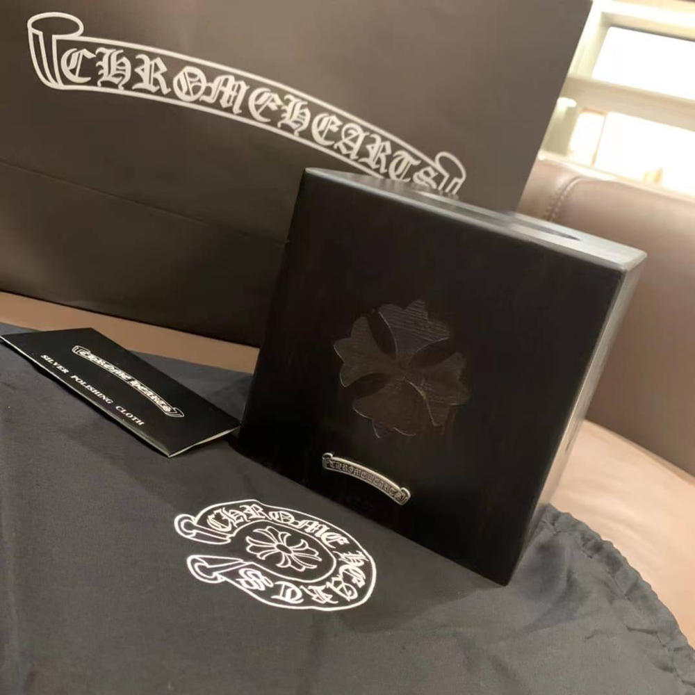 Салфетница Chrome Hearts