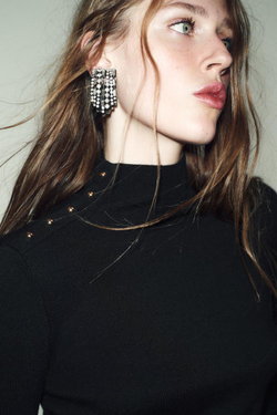 ZARA ВЯЗАНЫЙ ДЖЕМПЕР НА ПУГОВИЦАХ, ЧЕРНЫЙ