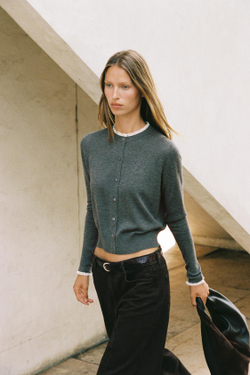 ZARА КАРДИГАН С КОМБИНИРОВАННОЙ КРУЖЕВНОЙ ОТДЕЛКОЙ, СЕРЫЙ