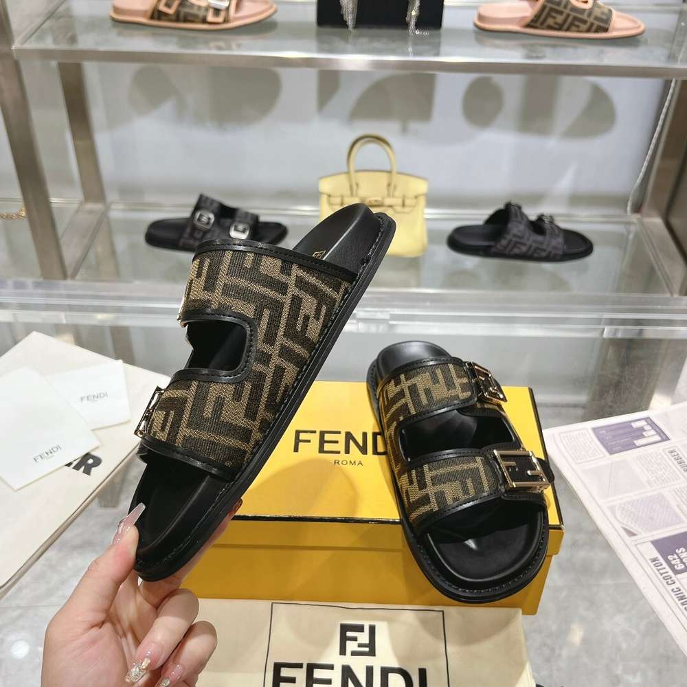 Fendi Feel Slides