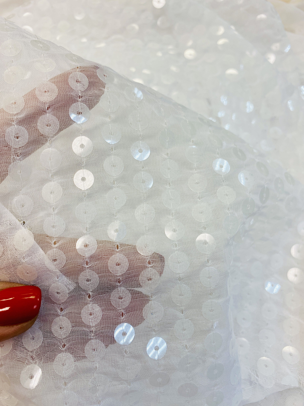 Ткань пайетки на вуали (Италия) 100% п/э ш-110см 1 м