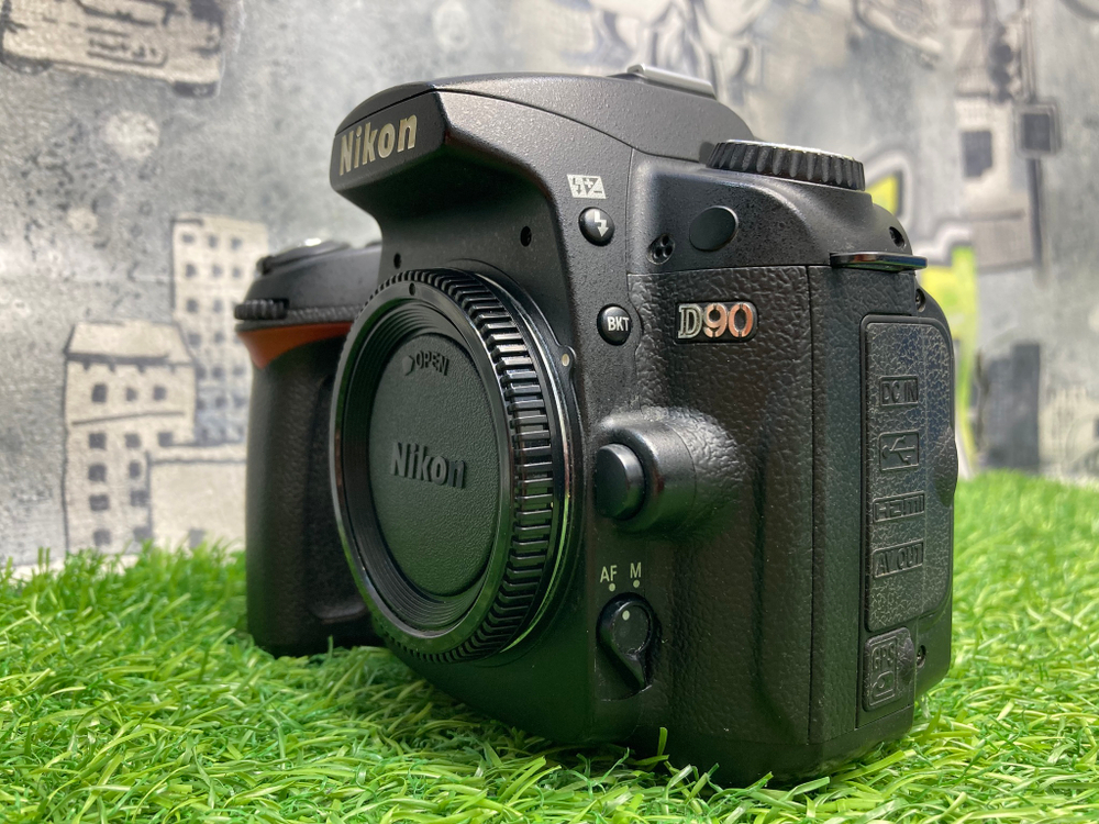 Nikon D90 1.500 кадров