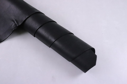 1,2-1,4 Кожа лицевая черная с восковой отделкой WAX 140 дм² (КЛ)