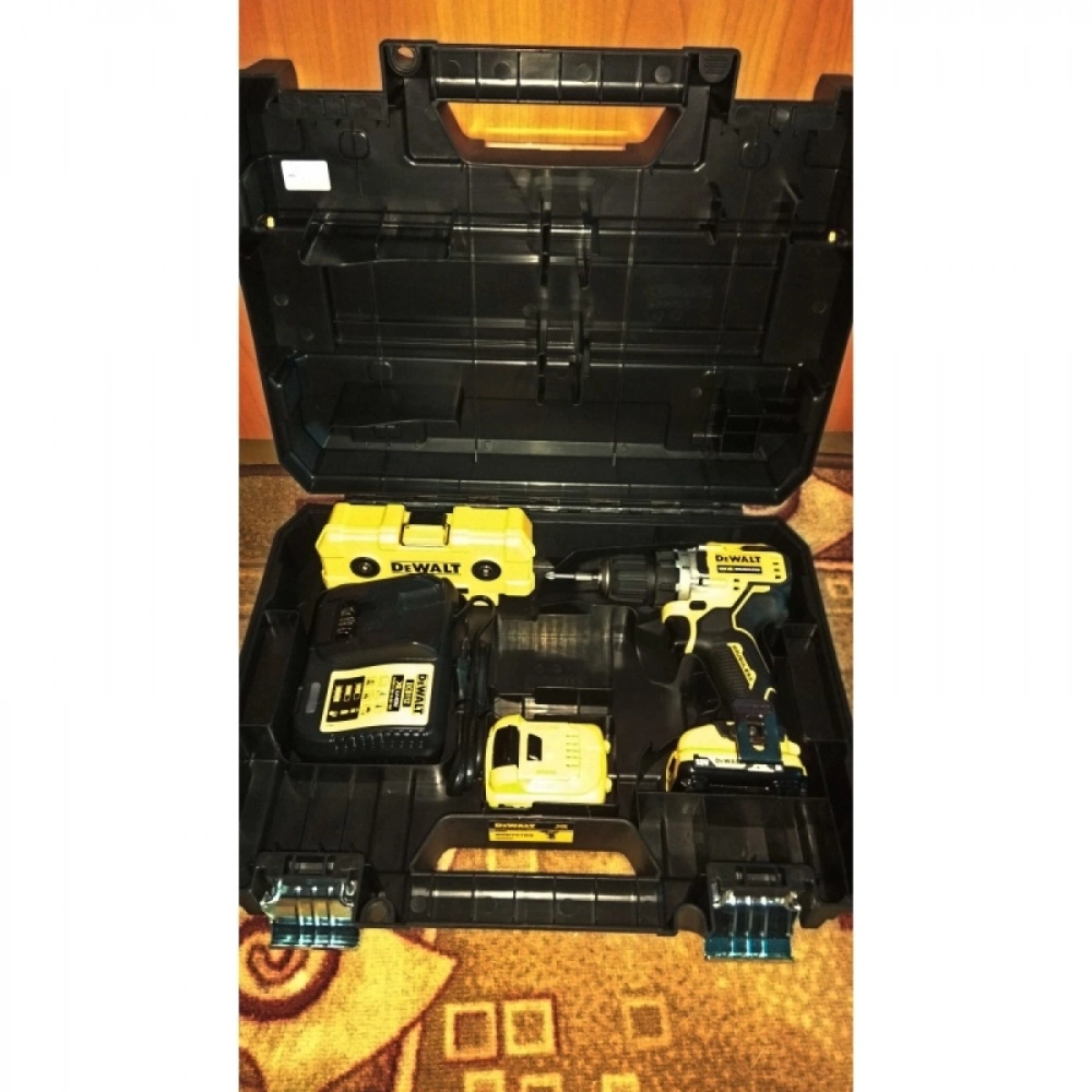 Дрель-шуруповерт бесщеточная аккумуляторная DeWalt DCD701D2-QW