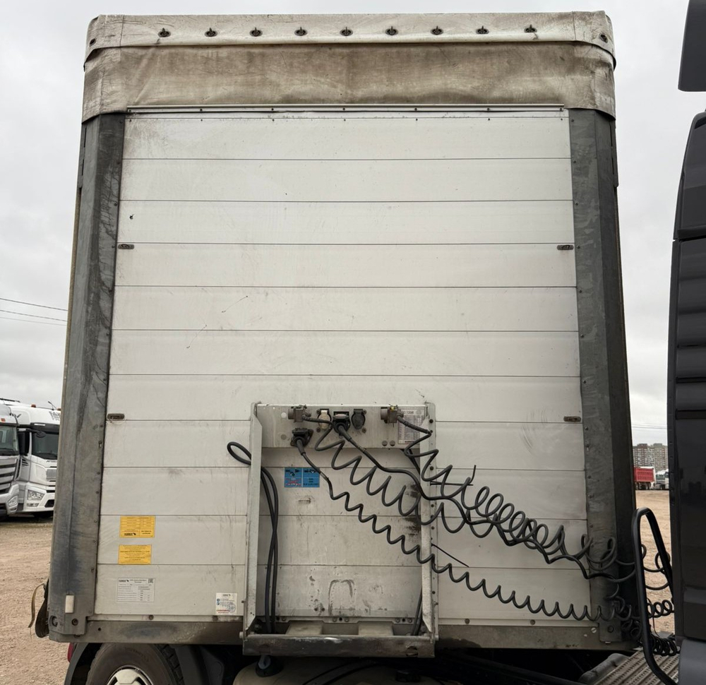 Schmitz Cargobull 9084 Полуприцеп шторный 9084