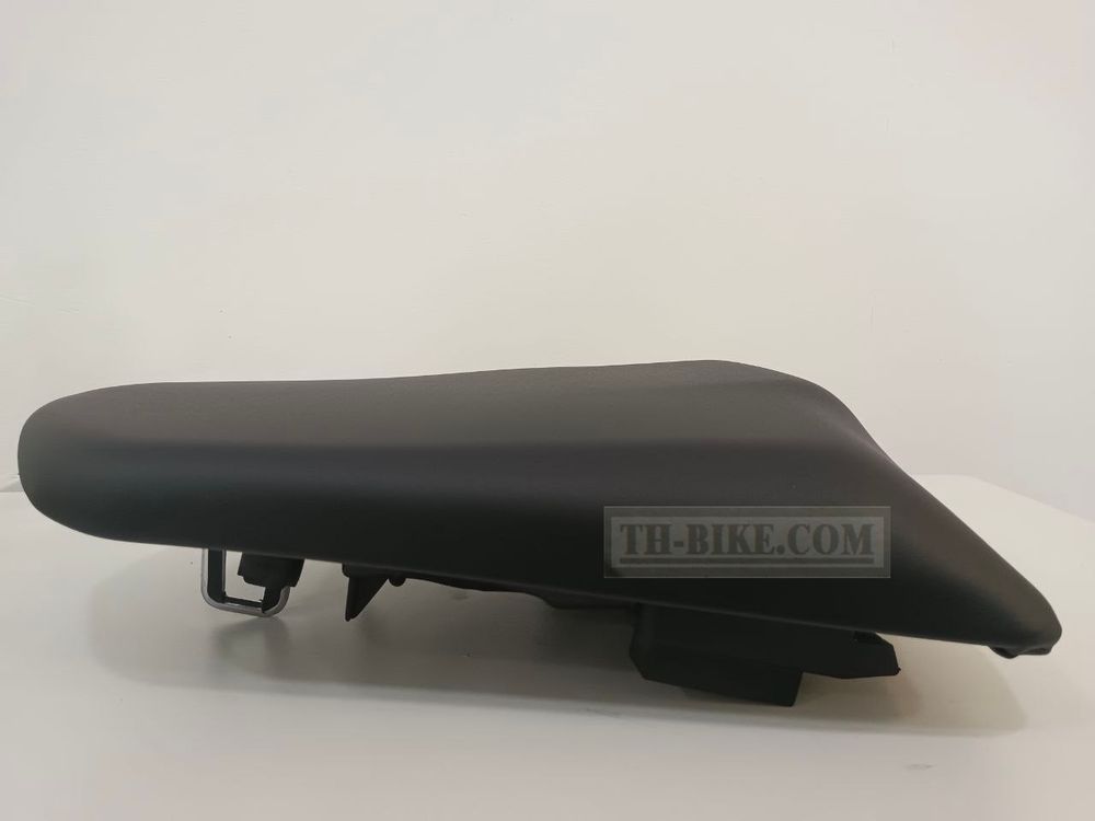 77300-MGZ-J01.  SEAT ASSY., PILLION. Pillion seat Honda CBR500, CB500F 2013-2015