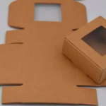 Крафт-коробочка 7х7х3 см с прозрачным окном для упаковки сборная