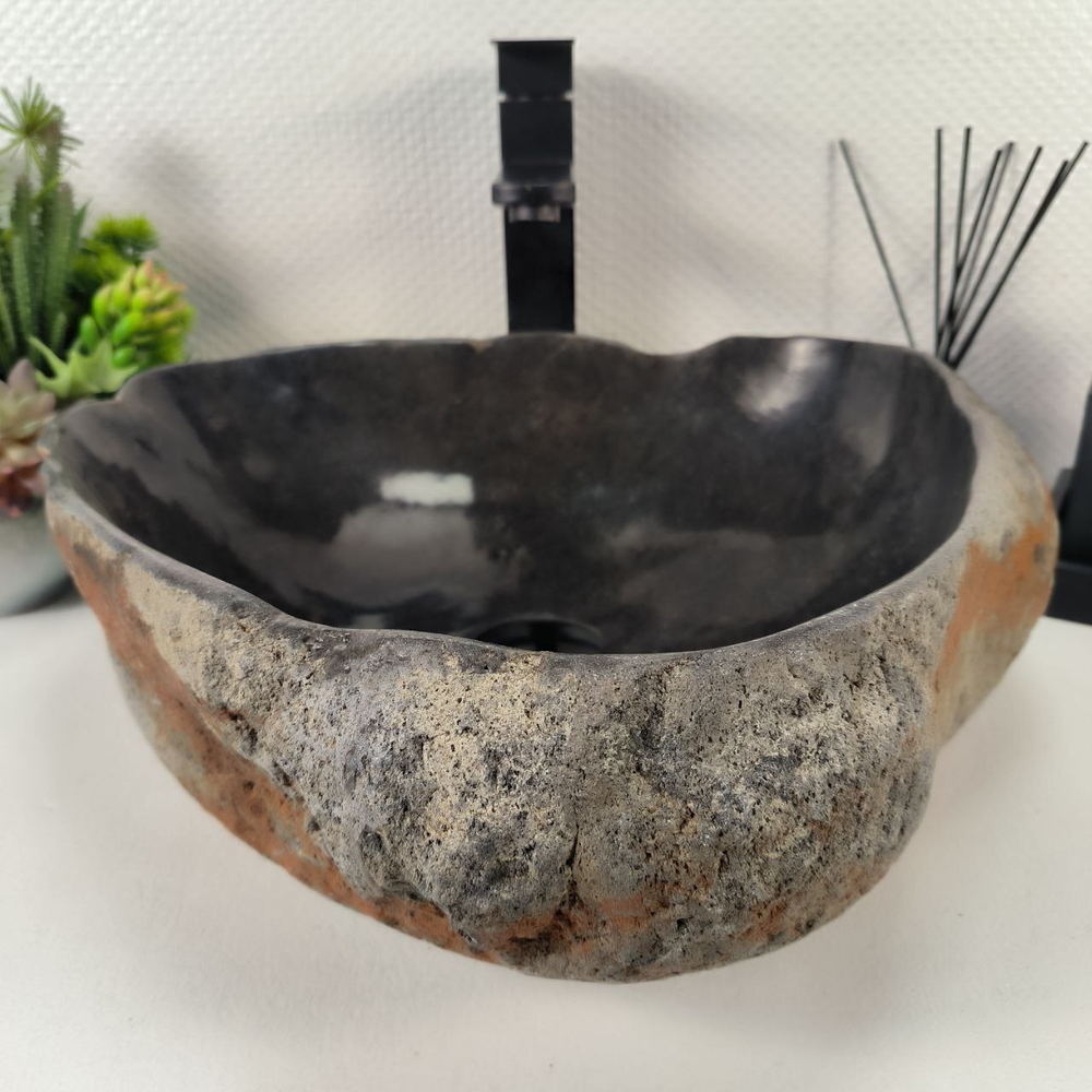 Раковина из речного камня RS-64897 47*43*14 0861
