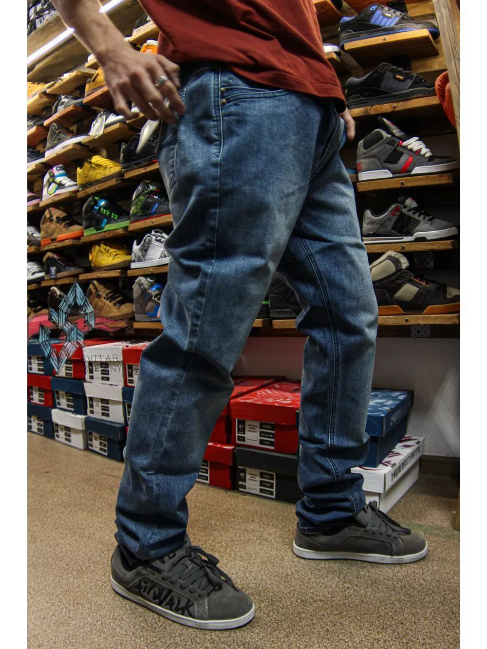 Джинсы прямые трубы от Savitar Shoes Company