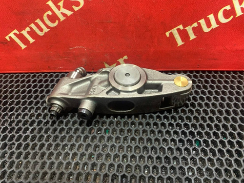 Коромысло выпускного клапана 2023г.