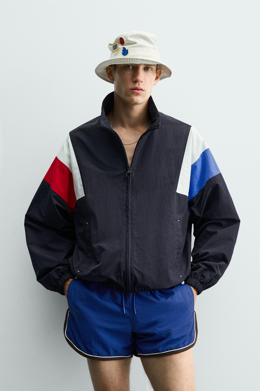 ZARA КУРТКА В СТИЛЕ РЕТРО ИЗ ВЫСОКОТЕХНОЛОГИЧНОЙ ТКАНИ COLOR BLOCK, МОРСКОЙ СИНИЙ