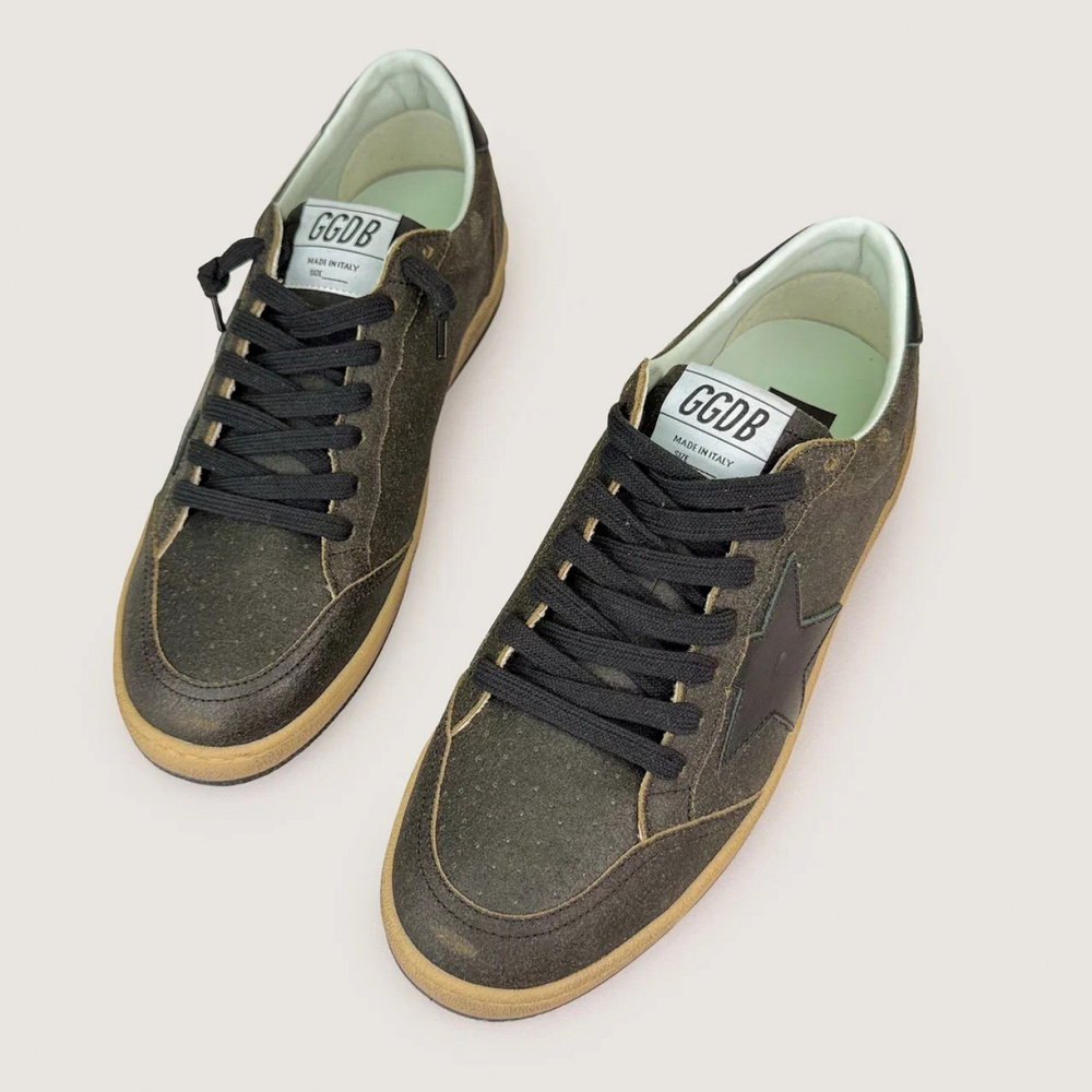 Golden Goose Ball Star / Темно-коричневые / черная зв муж