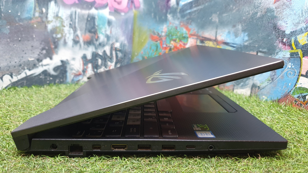 Игровой Asus i5-8/8Gb/GTX 1660 6Gb/114Hz/ROG GL504GM-ES329T/Windows 10