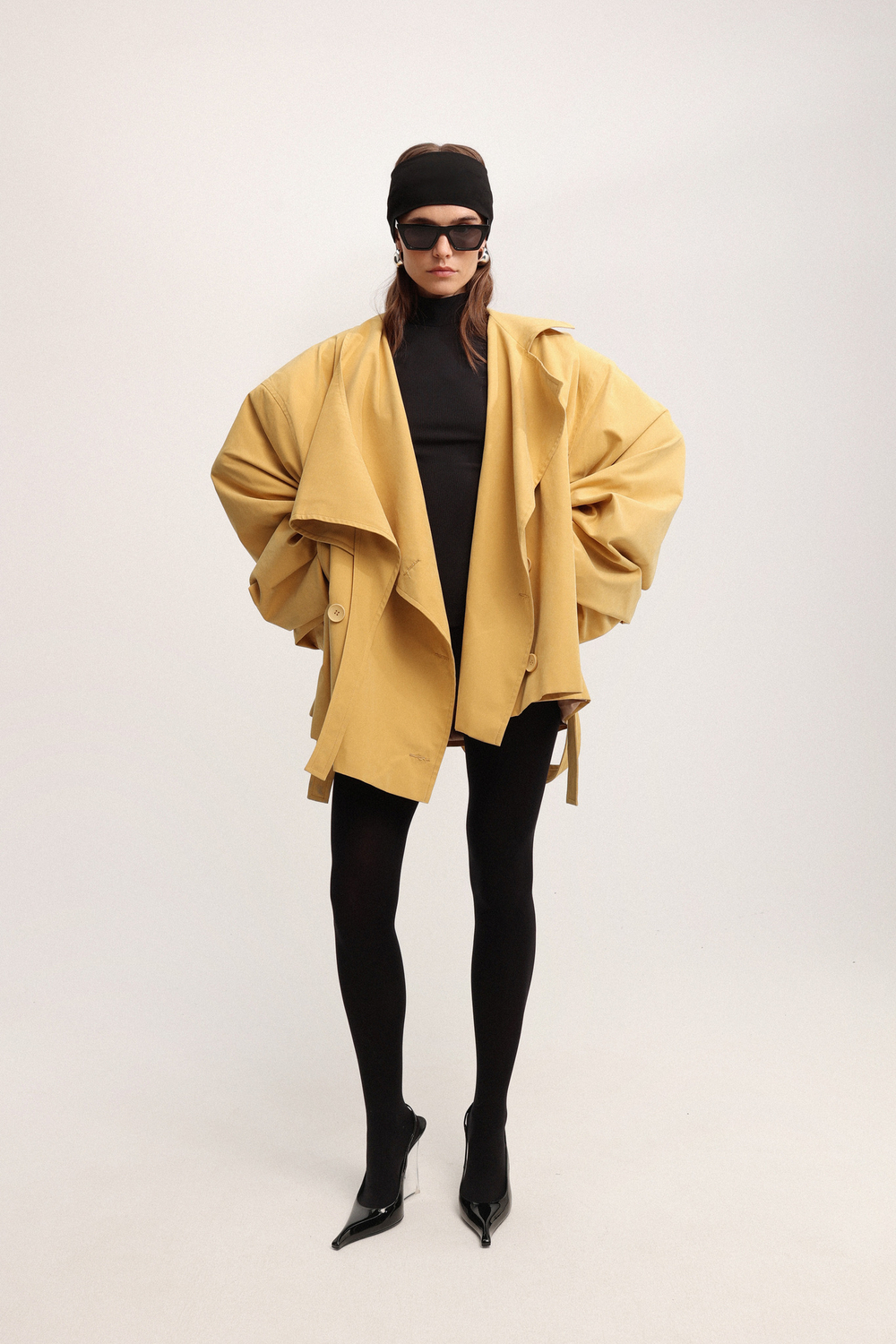 Кроп тренч с асимметричным воротником