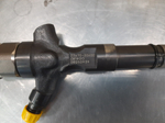 Форсунка топливная Denso 23670-30400