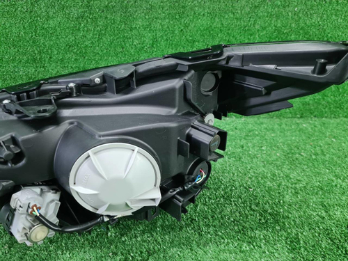 Фара правая Lexus NX 1 (2014-2017) LED