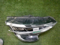 Битая Фара правая Renault Arkana (2019-н.в.) LED