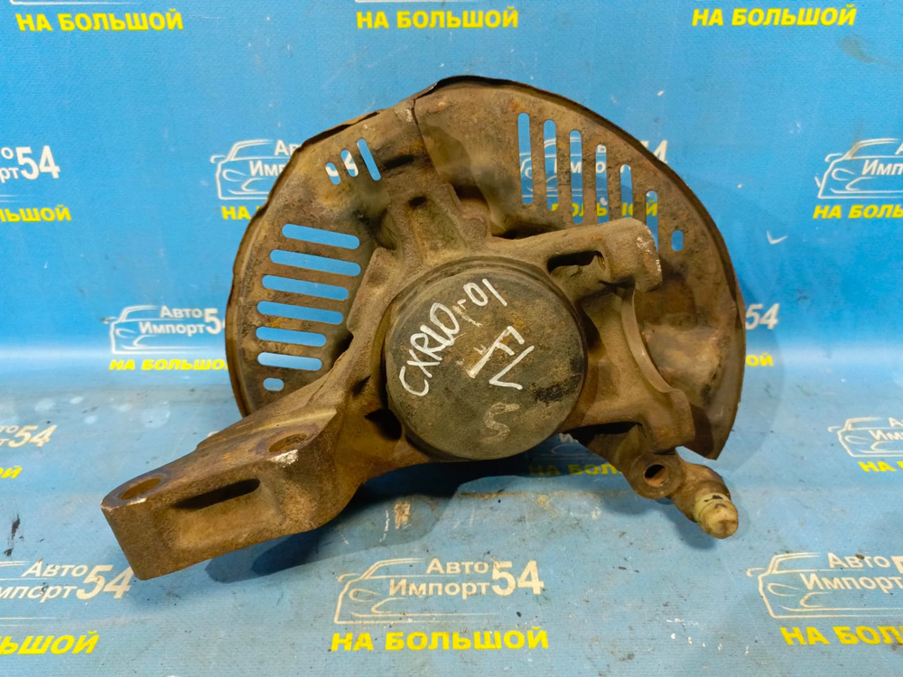 Ступица передняя левая TOYOTA ESTIMA 1993