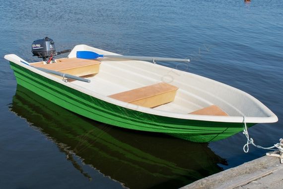 Лодка пластиковая Легант-425