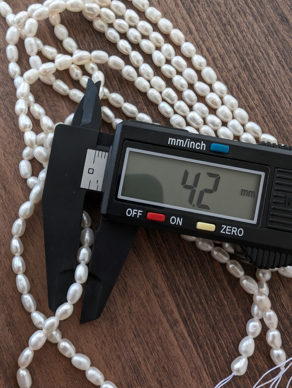 Жемчуг натуральный 4.2-4.4мм