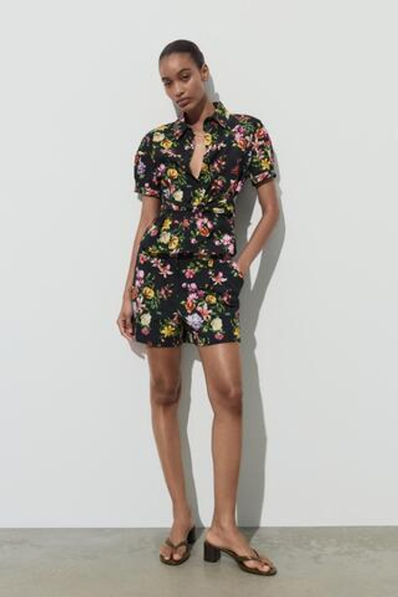 ZARA ТОП ИЗ ПОПЛИНА С ЦВЕТОЧНЫМ ПРИНТОМ, ЧЕРНЫЙ/ЗЕЛЕНЫЙ