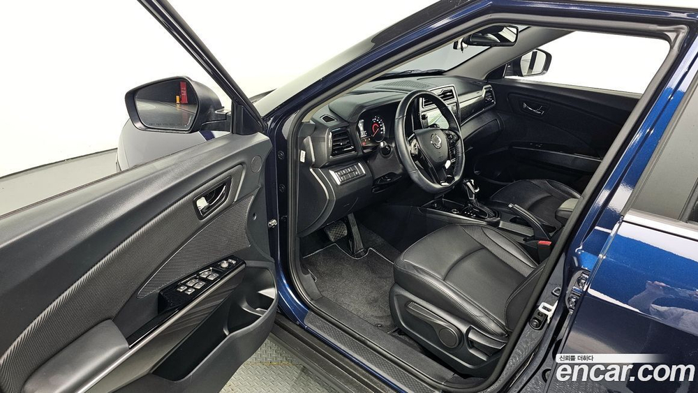 KG Mobility (Ssangyong) Very New Tivoli Бензин 1.5 2WD (03.2020)