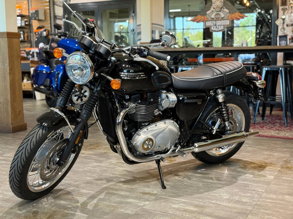 Triumph Bonneville T120, 2024