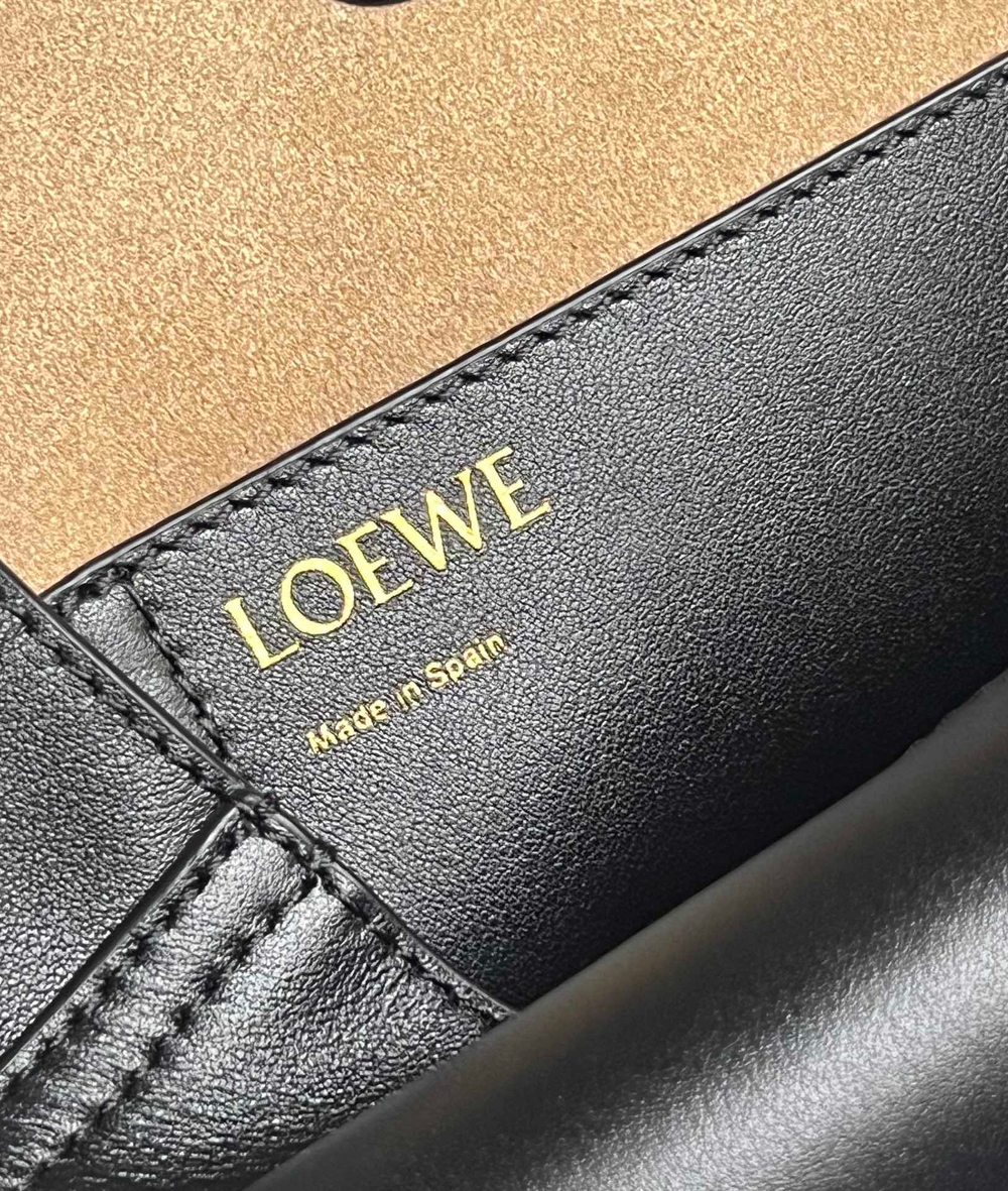 Loewe Medium Pebble Bucket 28 cm