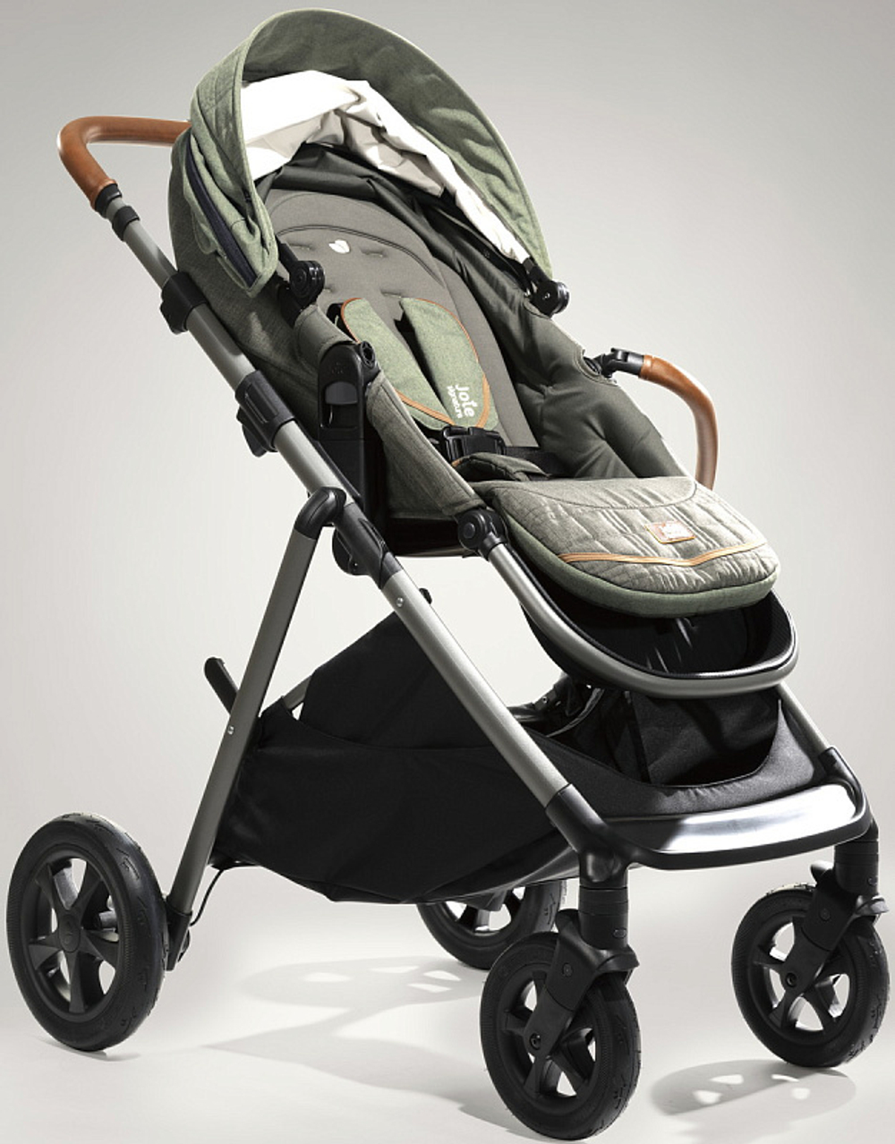 Детская прогулочная коляска Joie Aeria Pine