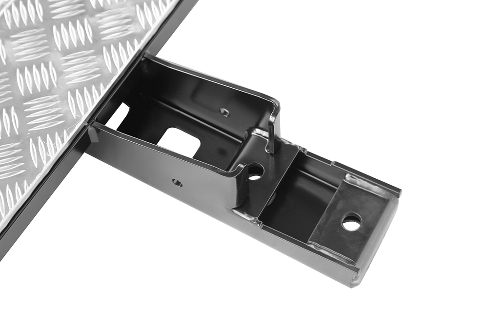 Пороги силовые Toyota Land Cruiser 200 (2008-2015) (на а/м без гидроподвески) РИФ