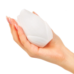 Мастурбатор Lotus белый 10 см