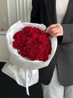 Букет из красной одноголовой розы 15 шт