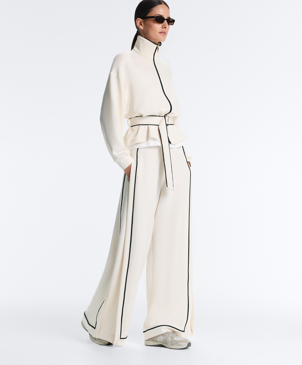 OYSHO Широкие брюки из модала с контрастной окантовкой, экрю