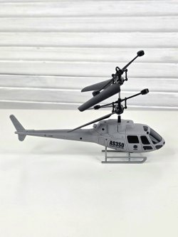 Игрушка Вертолет радиоуправляемый со световым эффектом (201709589)