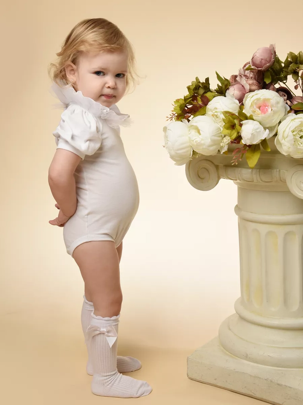 Боди с декоративным воротничком