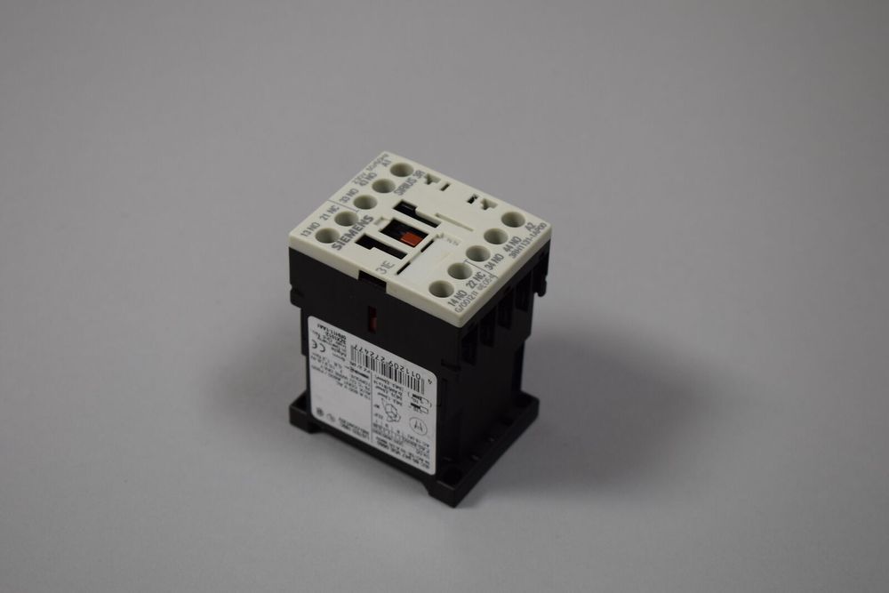Б/у SIEMENS 3RH1131-1AP00