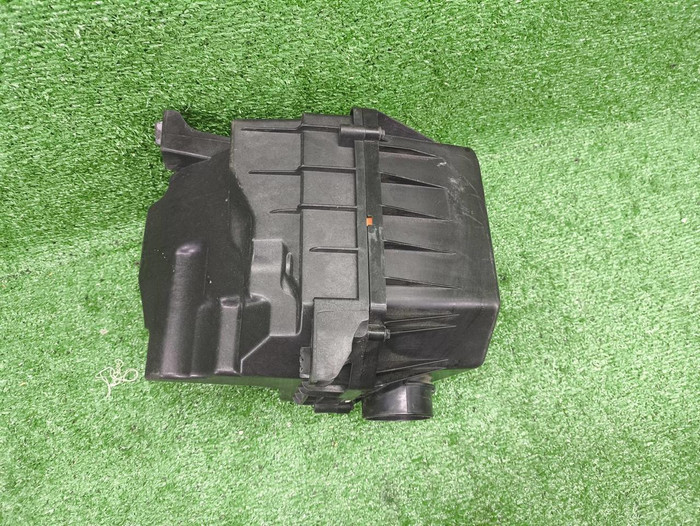 Корпус воздушного фильтра Changan Uni-T (20-нв)