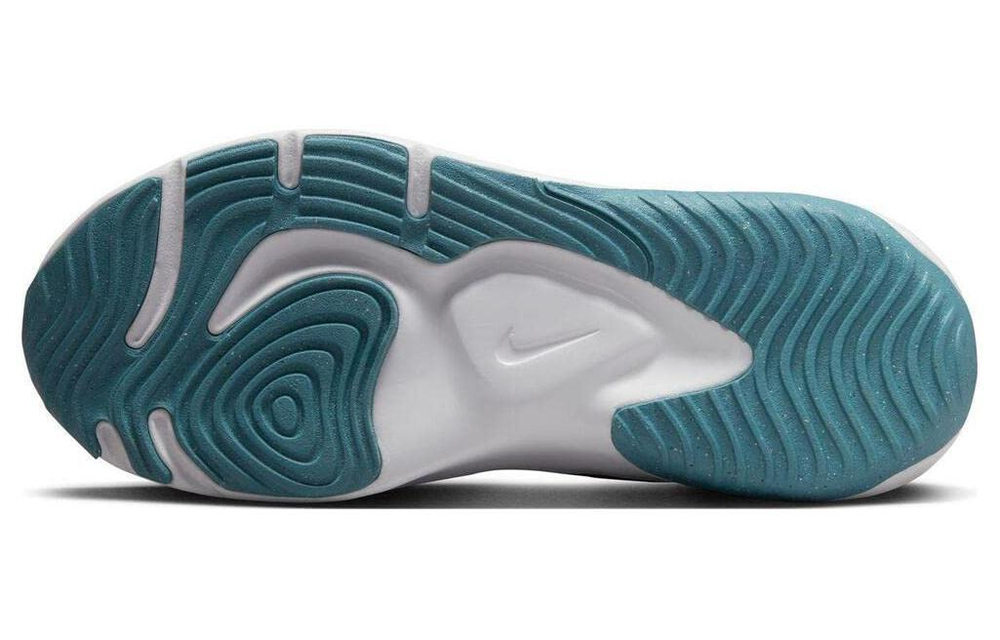 Кроссовки Nike Legend Essential 3 Next Nature (Женская размерная сетка)