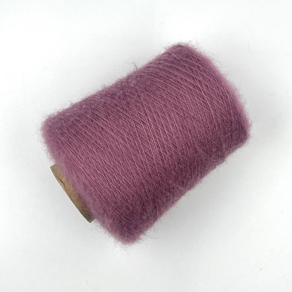 Кид-мохер 70%, шелк 18%, па 12%, 1000м/100г, вереск