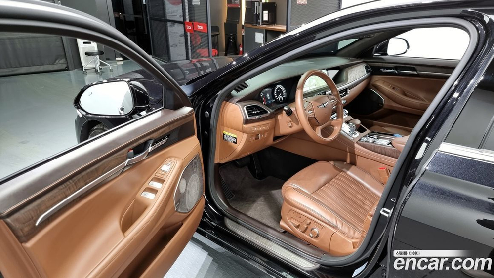 Genesis G90 3.8 AWD (12.2020)